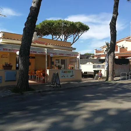 Al Mare Per Divertimento E Relax شقة *