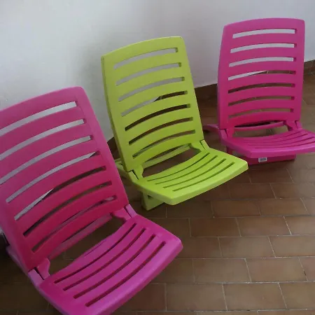 Al Mare Per Divertimento E Relax شقة